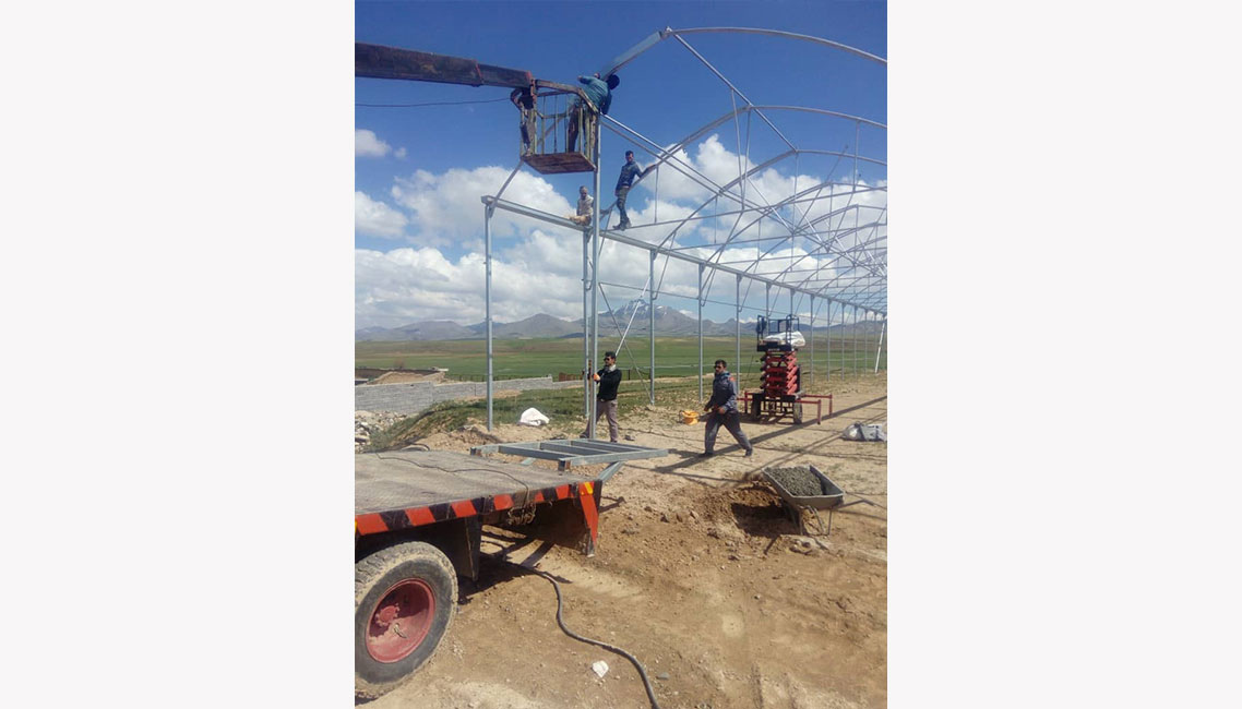 ساخت پروژه ی 8 هکتاری صادق آباد دهگلان، استان کردستان